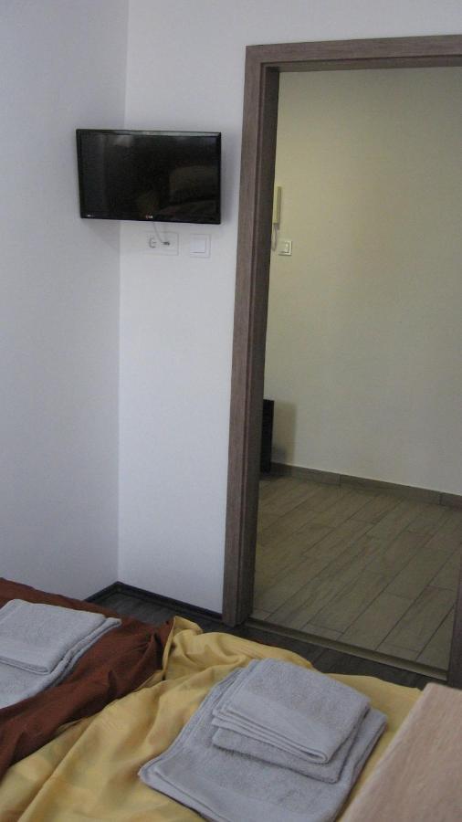 Hz Apartman Miskolc Apartamento Exterior foto