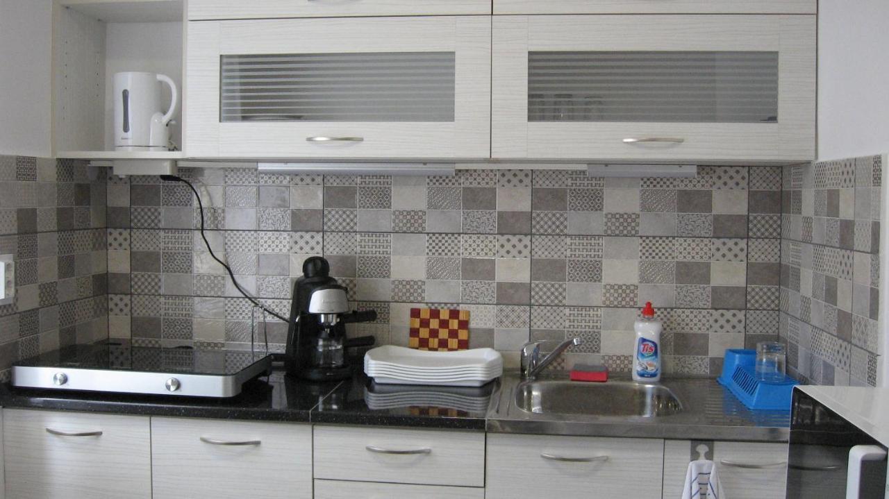 Hz Apartman Miskolc Apartamento Exterior foto
